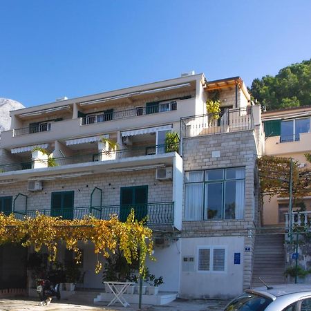 Villa Milenka - Apartmani Gorana Tučepi Buitenkant foto