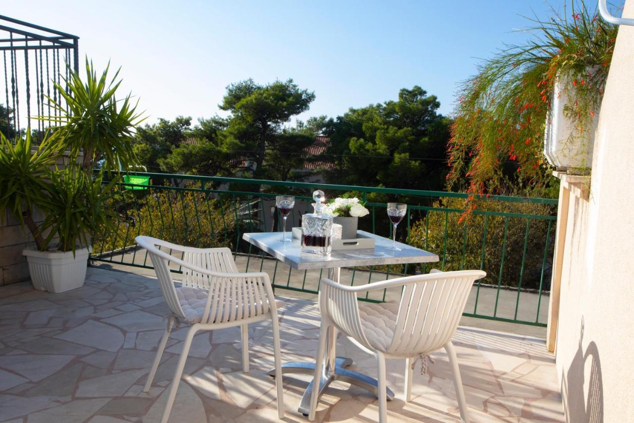 Villa Milenka - Apartmani Gorana Tučepi Buitenkant foto