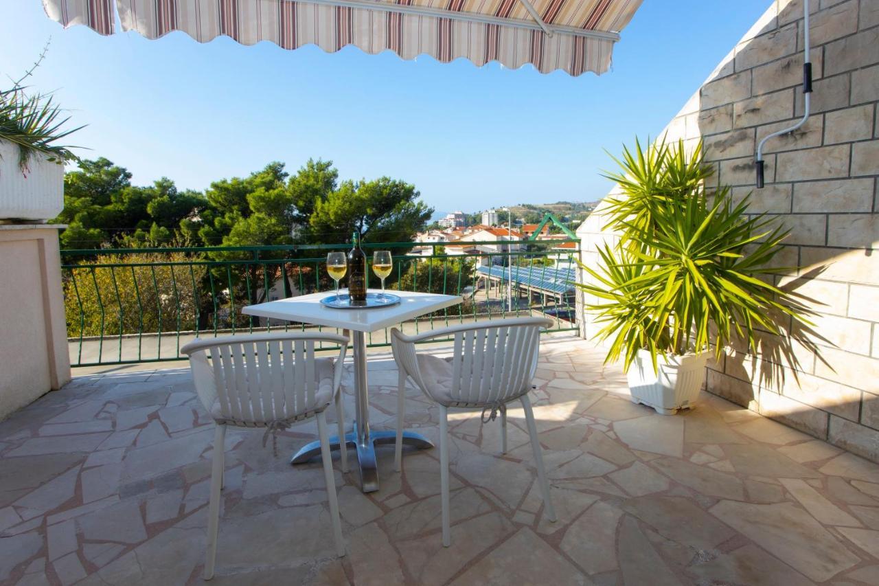 Villa Milenka - Apartmani Gorana Tučepi Buitenkant foto